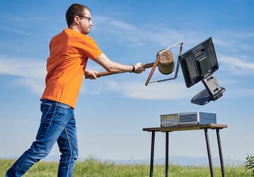 Microsoft перестала в обязательном порядке устанавливать медленный Egde на ПК с Windows 10