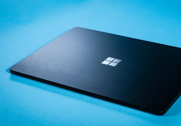 Microsoft улучшила зарядку Surface Laptop и Surface Laptop 2
