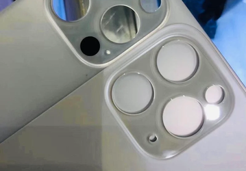 Наглядное отличие iPhone 12 Pro от iPhone 12 Pro Max на качественном фото