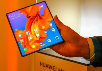 Huawei в поисках поставщиков. Экраны для гибких смартфонов будет поставлять китайская Visionox