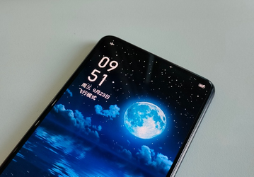 Realme показала свой смартфон с подэкранной камерой