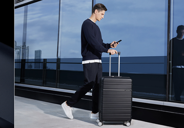 Huawei представила умный чемодан с ключом-смартфоном, аккумулятором и USB-портом