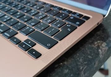 Первый MacBook с собственными процессорами Apple может выйти в ноябре