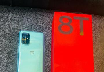 Первое «живое» фото OnePlus 8T. Он действительно лишился фирменного дизайна