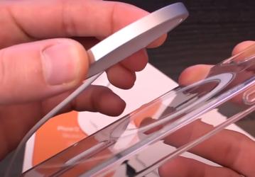 Новенькие MagSafe и чехлы для iPhone 12. Демонстрация аксессуаров