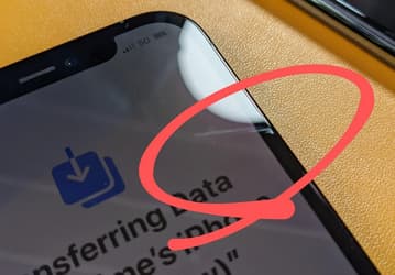 Хвалёное стекло iPhone 12 легко царапается