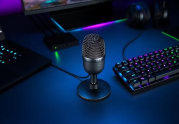 Настольный микрофон Razer Seiren Mini подключается по USB