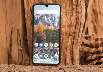 Корпус из биоразлагаемых материалов, сменный аккумулятор, NFC и 4 года гарантии в смартфоне за $100. Представлен Teracube 2e