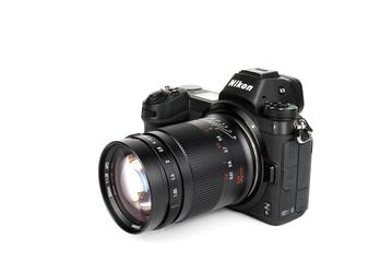 Полнокадровый объектив 7Artisans 50mm f/1.05 для беззеркальных камер оценен в 490 долларов