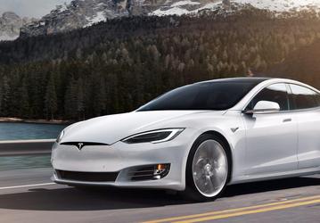 Tesla Model S дешевеет дважды за неделю
