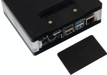 Корпус Joy-IT Multimedia Case для одноплатного компьютера Raspberry Pi 4B снабжен вентилятором и подсветкой RGB
