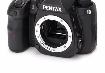 Флагманская зеркальная камера Pentax K формата APS-C может выйти позже, чем ожидалось