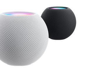 У 100-долларовой HomePod mini есть то, что «забрали» у iPhone 12 Pro Max. Колонка комплектуется 20-ваттным блоком питания