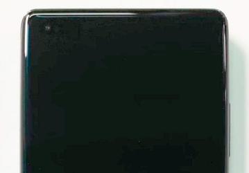 Huawei P50 Pro на живых фото