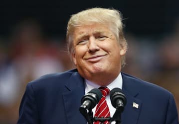 Дональда Трампа забанили в Twitter, Facebook, Instagram, Twitch и даже в Shopify