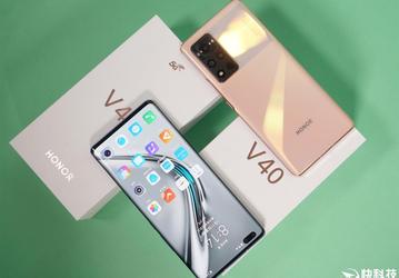 Первый флагман Honor без Huawei сразу стал хитом. Вся первая партия Honor V40 раскуплена за 3 минуты 46 секунд