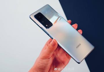 Honor V40 предлагает пользователям 100%, тогда как конкуренты не могут предложить более 70%