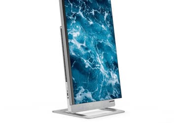 В моноблочном ПК Lenovo Yoga AIO 71 используется 27-дюймовый дисплей 4К, который может поворачиваться