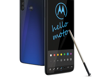 Motorola начала обновлять свои смартфоны до Android 11
