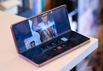 Windows 10 плотнее подружилась с Android. Многие смартфоны Samsung научились передавать звонки на ПК