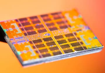 Слух: Radeon RX 7900 XT получит двухчиповый графический процессор, каждый чиплет которого примерно соответствует GPU в Radeon RX 6900 XT