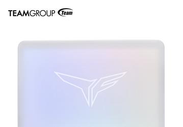 В твердотельном накопителе Delta Max White RGB предусмотрено два варианта управления подсветкой