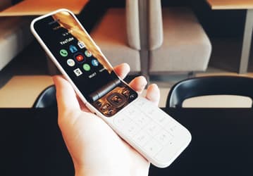 Обновлённая раскладушка Nokia 2720 готова к выходу