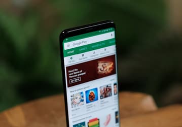 Популярное приложение Barcode Scanner для Android с 10 млн установок превратилось во вредоносное ПО