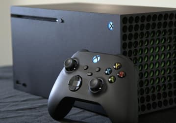 Microsoft расстроила желающих купить Xbox Series X. Дефицит сохранится до лета