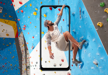 Аккумулятор на 6000 мА·ч и Android 11 «из коробки». Samsung Galaxy M12 вышел из тени