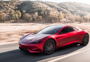 Илон Маск надеется, что Tesla Roadster 2 не будет убивать людей