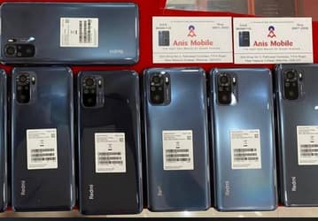 10 новеньких Redmi Note 10 на одном фото перед анонсом: смартфон стартует сразу во всём мире