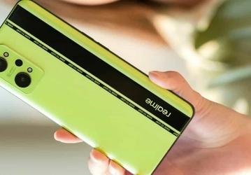 Realme рассекретила цены хитового Realme GT Neo 2 для Европы. Они оказались значительно выше ожидаемого