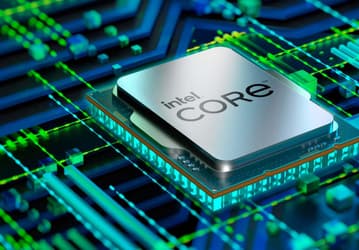 На этот раз Intel не забыла о графическом драйвере для своих новейших процессоров. Alder Lake-S получили его в срок
