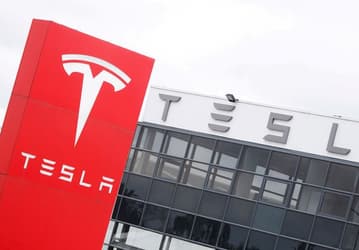 Tesla уже не стоит триллион долларов