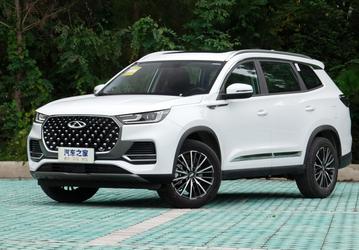 Chery Tiggo 9 — самый большой кроссовер компании. Новая платформа, 4,8 м, 2-литровый турбированный двигатель, 254 л.с.