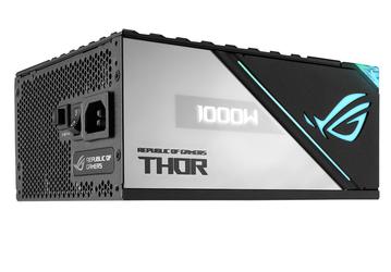 При проектировании блока питания Asus ROG Thor 1000W Platinum II в центре внимания было снижение уровня шума