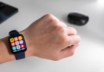 Xiaomi продала 2 миллиона носимых устройств всего за полчаса