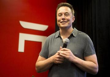 Илон Маск обвалил курс акций Tesla своими сообщениями в Twitter