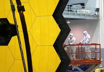 Из-за происшествия, которое могло привести к повреждению космического телескопа James Webb, его запуск снова перенесён