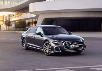 Представлена новая Audi A8 с самыми современными технологиями и разгоном до 100 км/ч за 3,8 с