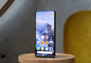 Xiaomi выпустит два телефона с маленькими экранами
