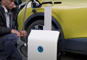 Представлен первый внешний аккумулятор для автомобилей и гибридов: ZipCharge Go напоминает чемодан с колесами и выдвижной ручкой