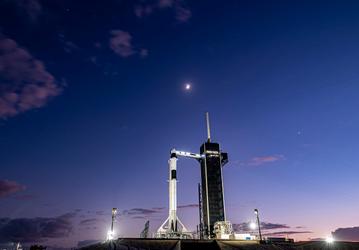 SpaceX успешно отправила на МКС четвёрку астронавтов на корабле Crew Dragon-3