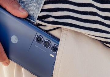144 Гц, 108 Мп, Qualcomm Snapdragon 888+ и 5000 мА·ч. Motorola представила доступный флагман — Moto G200