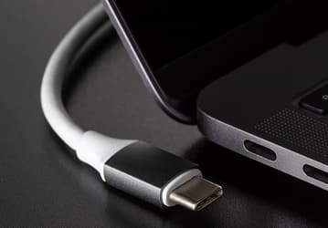 Разъемы USB-C станут стандартом для корпоративных ноутбуков в 2022 году 