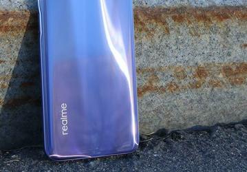 Realme в разы опередила Samsung, Xiaomi и всех остальных по темпам роста: это самый быстрорастущий бренд смартфонов с поддержкой 5G