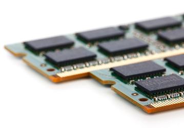 Средняя цена памяти DRAM в следующем квартале снизится на 8–13%