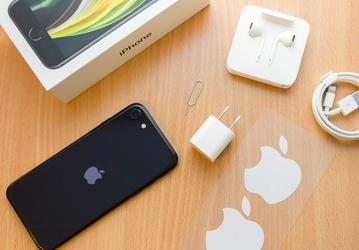 Третье поколение iPhone SE выйдет в первом квартале 2022 года. Со старым дизайном, зато с новой платформой и поддержкой 5G