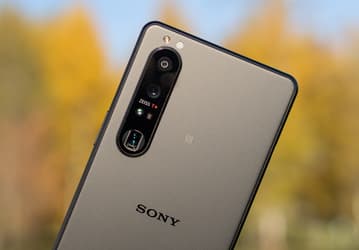 Флагманский смартфон Sony Xperia 1 III подешевел до 1198 долларов в магазине Adorama